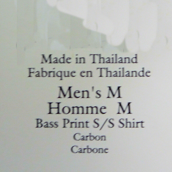 NWT Columbia Button-Up Blue Fish Shirt Medium - Picture 6 of 8